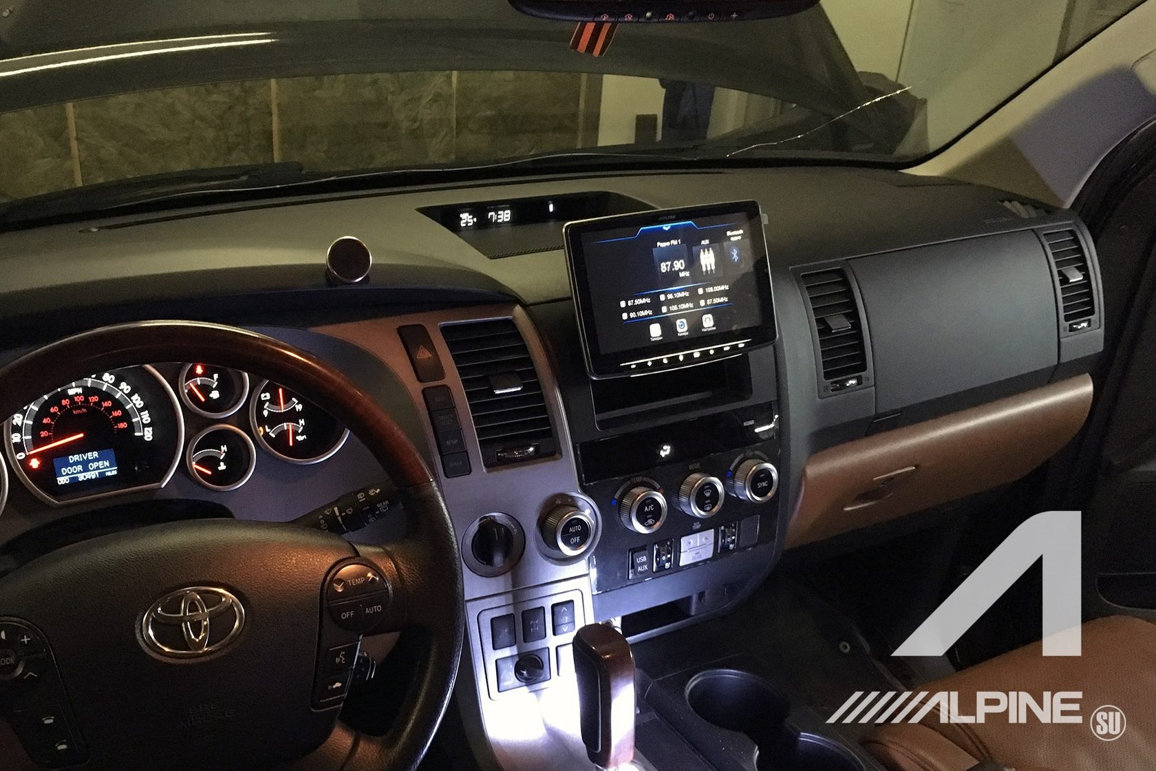 Купить магнитолу Toyota Tundra 2013+
