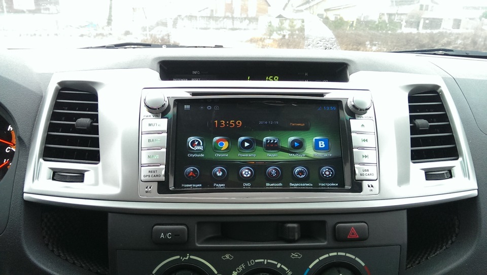 Купить магнитолу Toyota Hilux 2008+