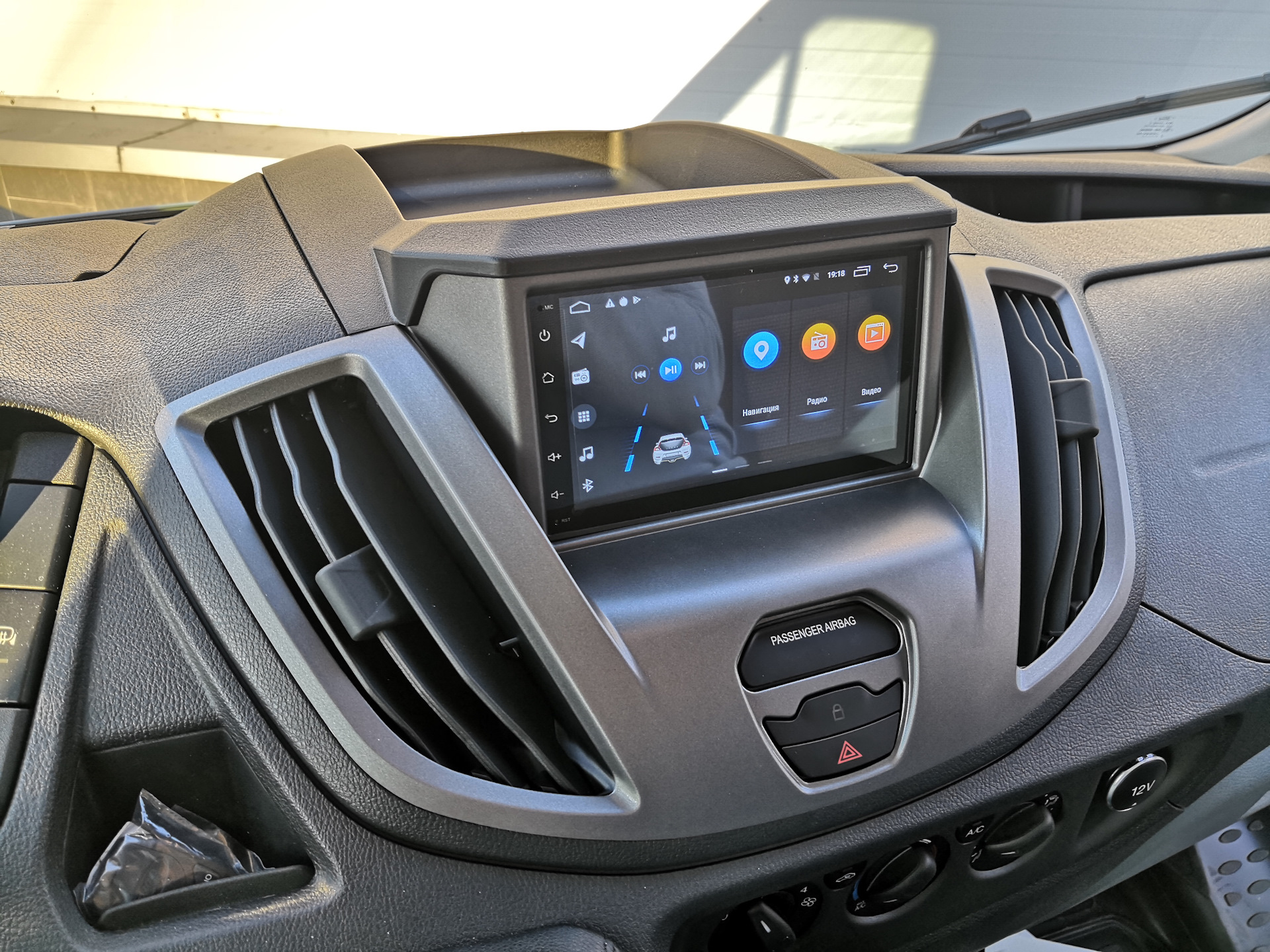 Купить магнитолу Ford Transit 1