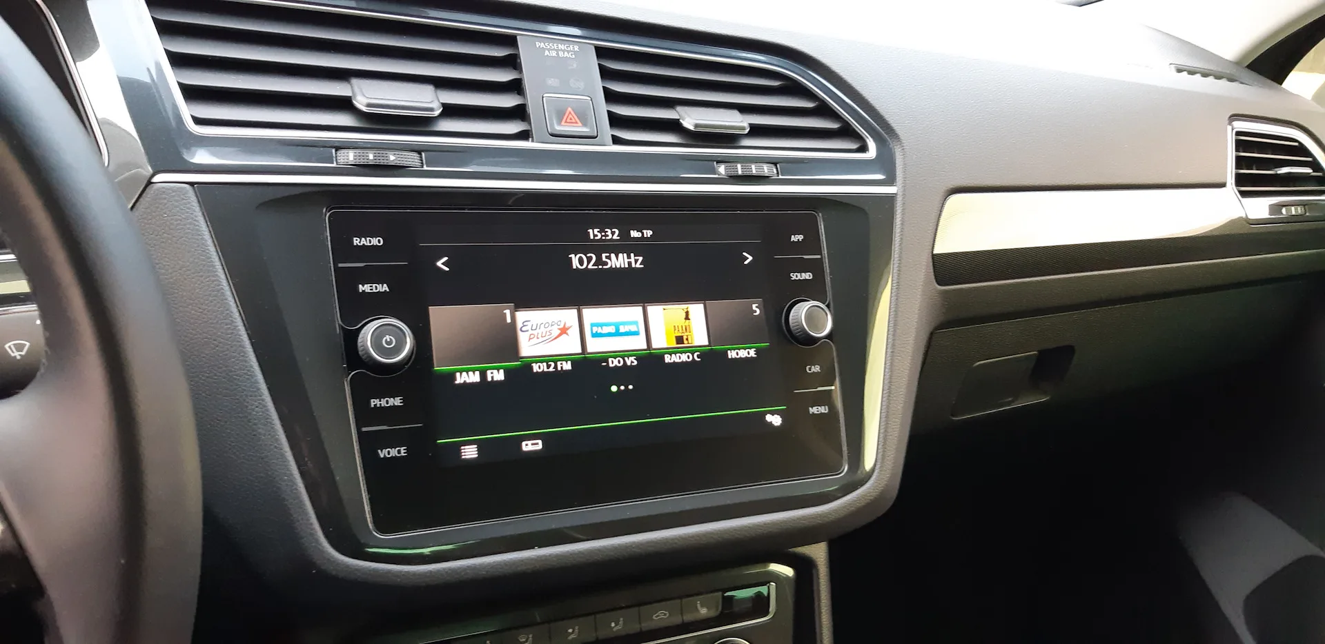 Купить магнитолу Volkswagen Tiguan 2