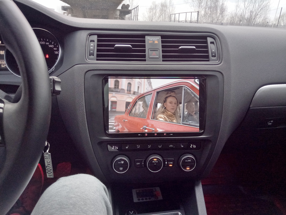 Купить магнитолу Volkswagen Jetta 6