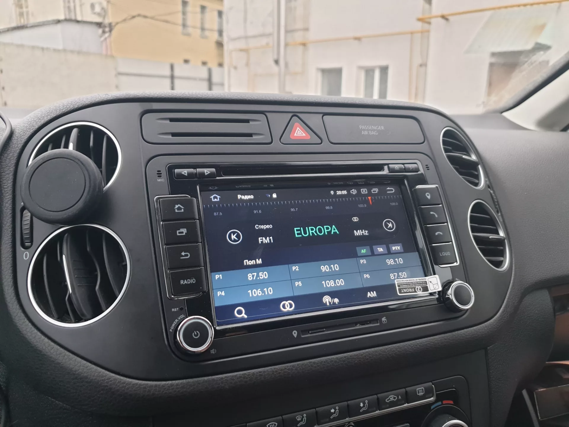 Купить магнитолу Volkswagen Golf Plus