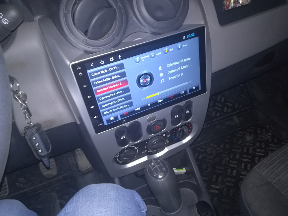 Купить магнитолу Renault Logan 1
