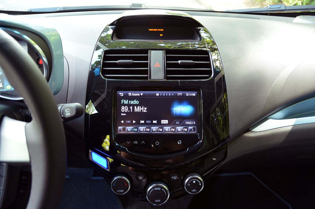 Купить магнитолу Chevrolet Spark