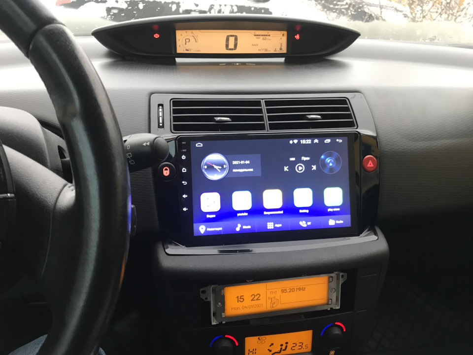 Купить магнитолу Citroen C4 1 поколение