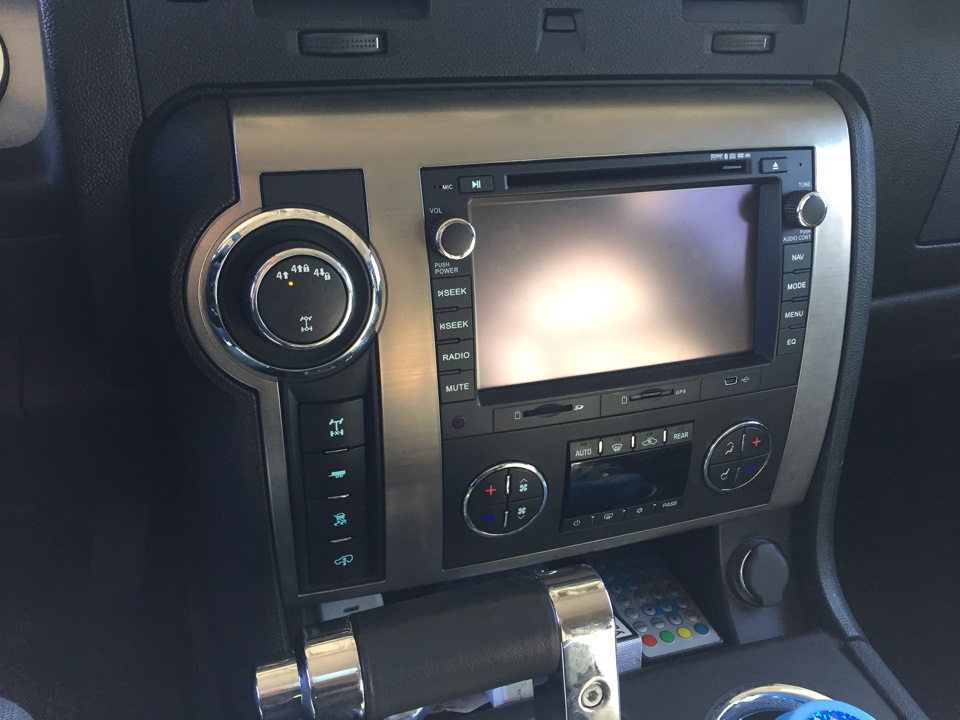 Купить магнитолу Hummer H3