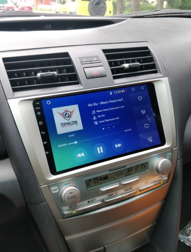 Toyota Camry 40 — обновили мультимедиа системой Android